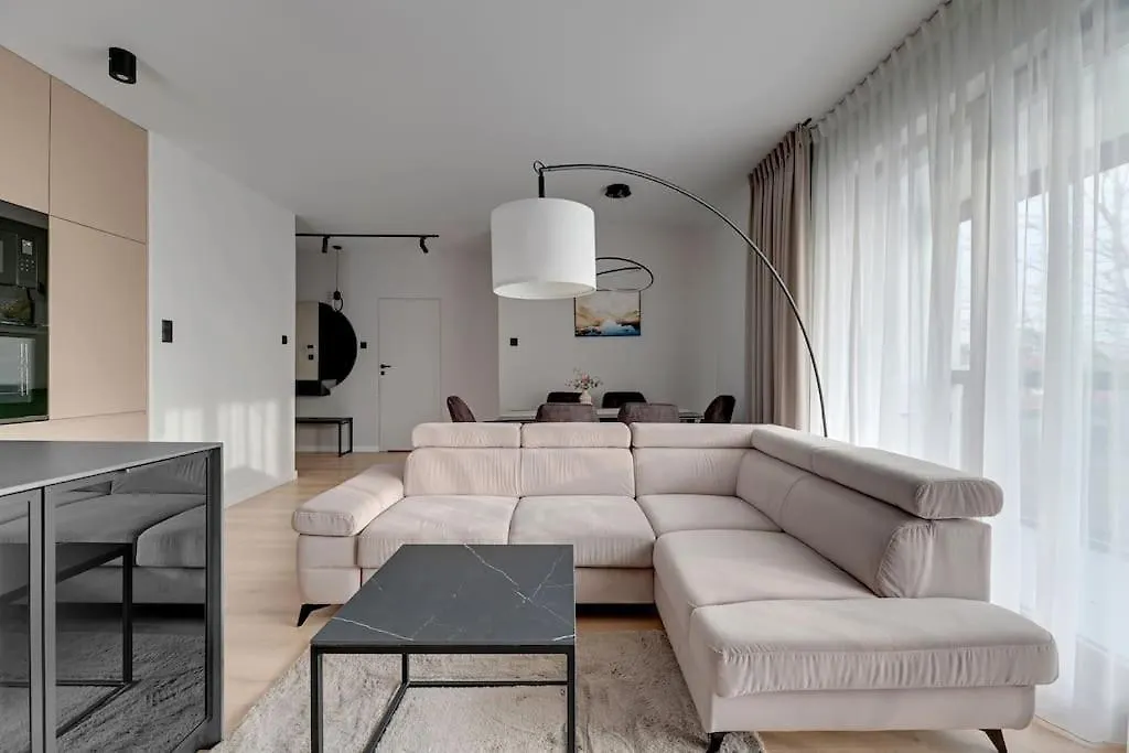 Zajezdnia Wrzeszcz 2 By Grand Apartments Gdansk Polonya